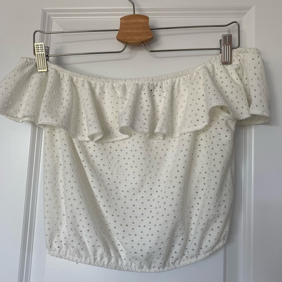 Off white Eyelet off the shoulder cropped top - Picture 1 of 3